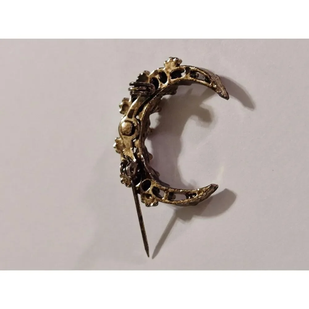 VTG Victorian Style Ornate Gold Tone Red Glass Cabochons Crescent Moon Brooch
